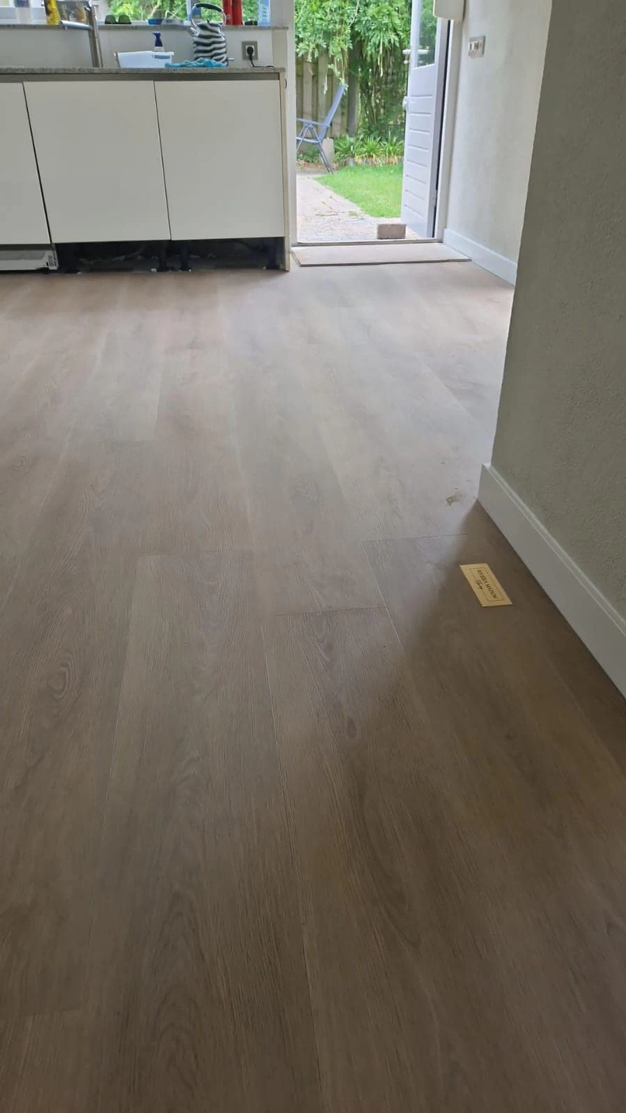 weer een prachtige Rivíera maison hempstead grey gelegd met messing logo hoe…